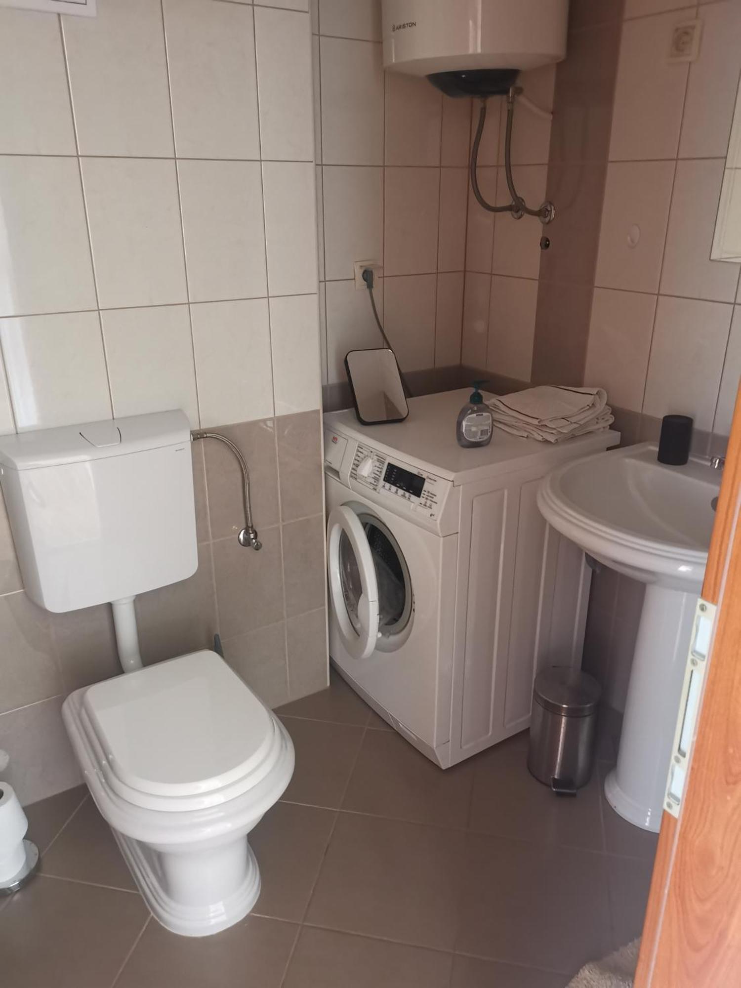 Apartment Croatika On The Beach Trogir Bagian luar foto